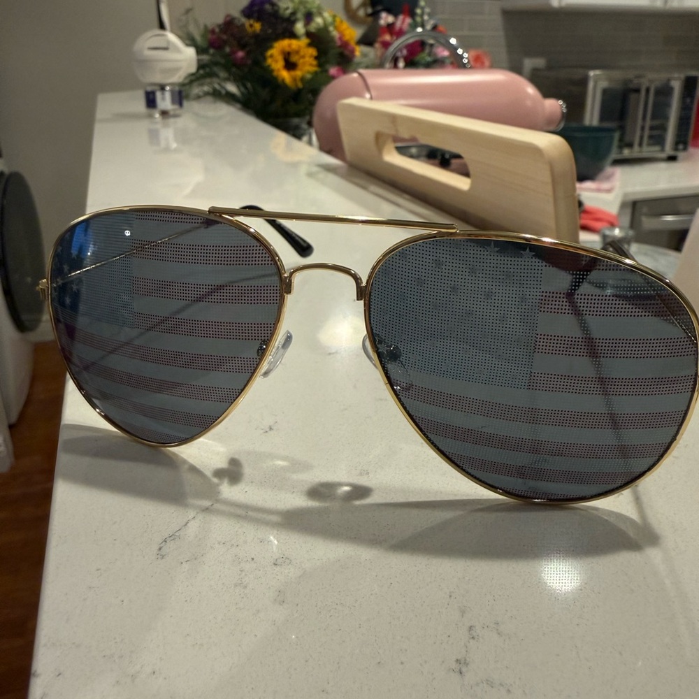 Gold Aviator Sunglasses
